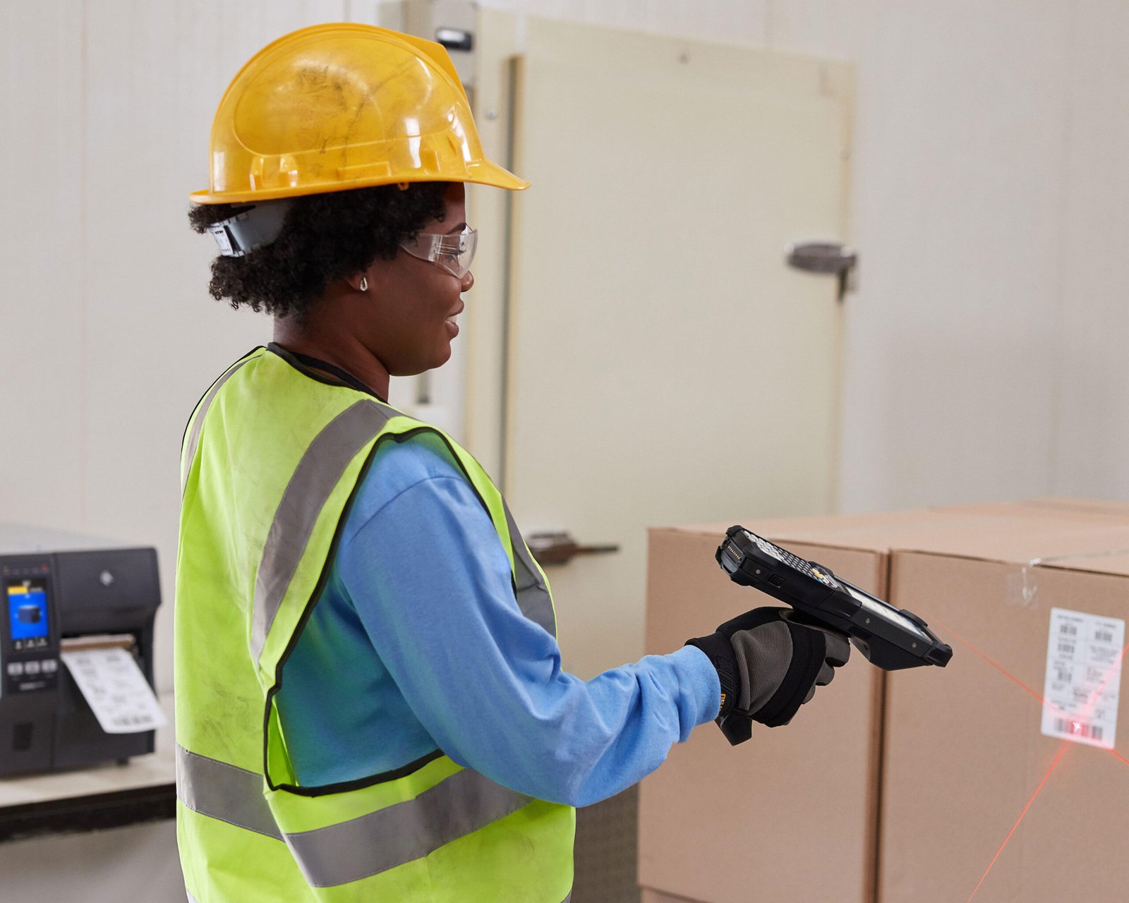 MC9300 Mobile Touch Computer 8 mc9300 app warehouse scanning 5x4 3600.jpg.imgw .3600.3600 scaled